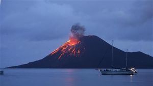Deretan Gunung Berapi di Lingkaran Cincin Api Pasifik