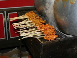 Sedap Gurih Sate Gurita Blitar yang Menggoda