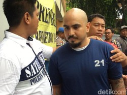 Pengemudi Cadillac yang Seret Polantas: Saya Panik dan Khilaf