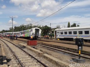 Miring, Ini Penampakan Kereta Argo Parahyangan yang Anjlok di Bandung