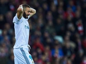 Performa Benzema Tak Membuat Zidane Khawatir