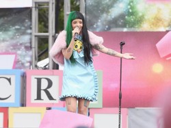 Mengenal Lebih Dekat Melanie Martinez