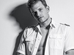 Daftar Pilot-pilot Ganteng di Dunia, Kepoin Ah...