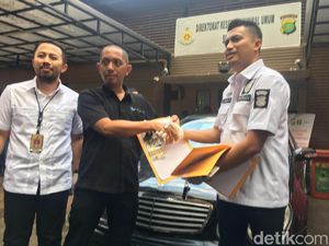 Polda Metro Sita 35 Mobil Kredit Bermasalah karena Pelatnya Bodong Polda Metro Sita 35 Mobil Kredit Bermasalah karena Pelatnya Bodong