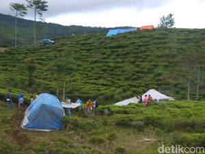 279 Rumah di Bogor Rusak Akibat Gempa, Warga Mengungsi ke Kebun Teh