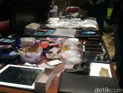 Polisi Amankan Ibu Hamil Terkait 18 Kg Bahan Narkoba di Kampung Ambon