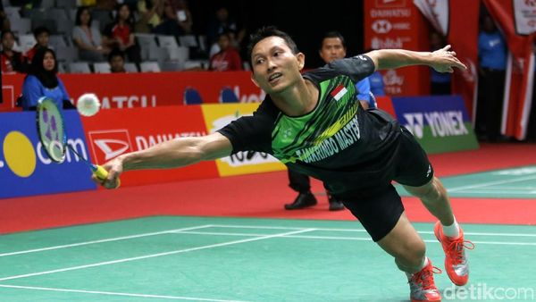 Sony Hentikan Langkah Ng Ka Long Angus