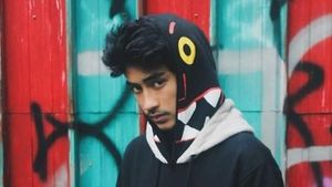Ini Abidzar, Putra Alm. Uje dan Pipik yang Disebut Mirip Zayn Malik