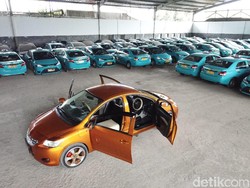 Mobil Bermuka Dua Jadi Sorotan Internasional