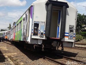 Kereta Anjlok di Bandung, KAI Pastikan Jadwal Perjalanan Normal Kereta Anjlok di Bandung, KAI Pastikan Jadwal Perjalanan Normal