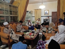 Dua Poros Santri Besar di Jawa Timur Dukung Ganjar-Yasin