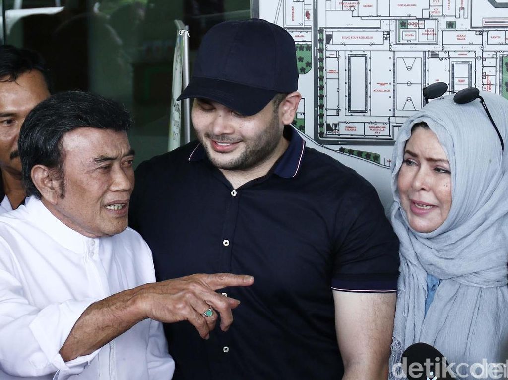Kabar Bahagia! 2019, Ridho Rhoma Akan Menikah! Kabar Bahagia! 2019, Ridho Rhoma Akan Menikah!