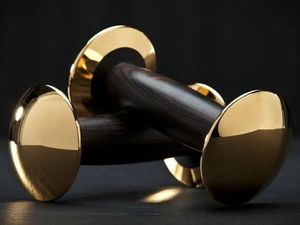 Dumbel Emas Sampai Samsak Tinju Louis Vuitton, 5 Barang Olahraga Termahal