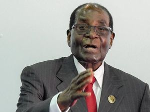 Tak Lagi Jadi Presiden, Mugabe Masih Terima Gaji Penuh dan Tunjangan Tak Lagi Jadi Presiden, Mugabe Masih Terima Gaji Penuh dan Tunjangan
