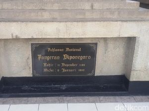 Tentang Makam Pangeran Diponegoro yang Diusulkan Prabowo Dipindahkan ke DIY Tentang Makam Pangeran Diponegoro yang Diusulkan Prabowo Dipindahkan ke DIY