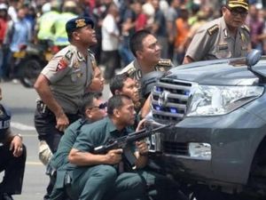 Throwback! Aksi Heroik Irjen Martuani Tumpas Teroris Bom Thamrin