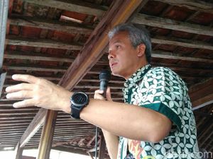 Ganjar Lega Istrinya yang PNS Bisa Mendampingi Selama Pilgub