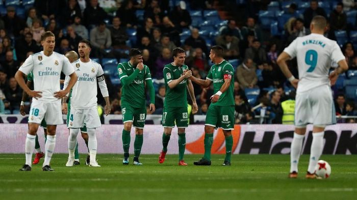 Leganes mengalahkan dan mendepak Real Madrid dari Copa del Rey saat main di Sabtiago Bernabeu (Juan Medina/Reuters) Leganes mengalahkan dan mendepak Real Madrid dari Copa del Rey saat main di Sabtiago Bernabeu (Juan Medina/Reuters)