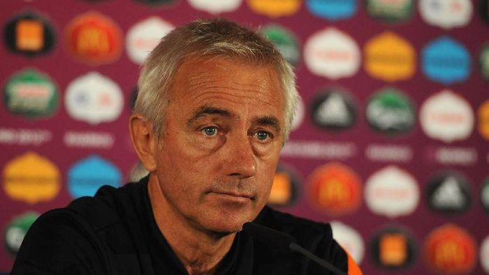 Pelatih Timnas UEA Bert van Marwijk. (Foto: Handout/UEFA via Getty Images) Pelatih Timnas UEA Bert van Marwijk. (Foto: Handout/UEFA via Getty Images)