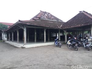 Mengintip Kuliner Kasunanan Surakarta Melalui  Dapur Gondorasan Mengintip Kuliner Kasunanan Surakarta Melalui  Dapur Gondorasan