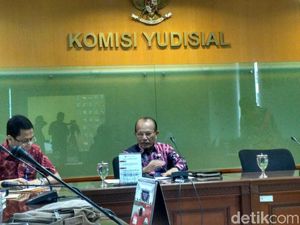 KY Akui Sulit Rekrut Hakim Pajak untuk Penuhi Kebutuhan MA