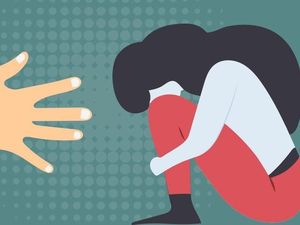 5 Fakta Kepala TU SMAK Makassar Tersangka Remas Bokong-Payudara Honorer 5 Fakta Kepala TU SMAK Makassar Tersangka Remas Bokong-Payudara Honorer