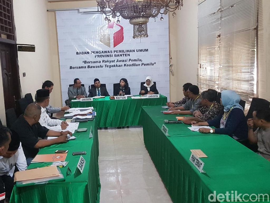 Tim Pemeriksa Daerah Gelar Sidang Aduan soal KPU Lebak Tim Pemeriksa Daerah Gelar Sidang Aduan soal KPU Lebak