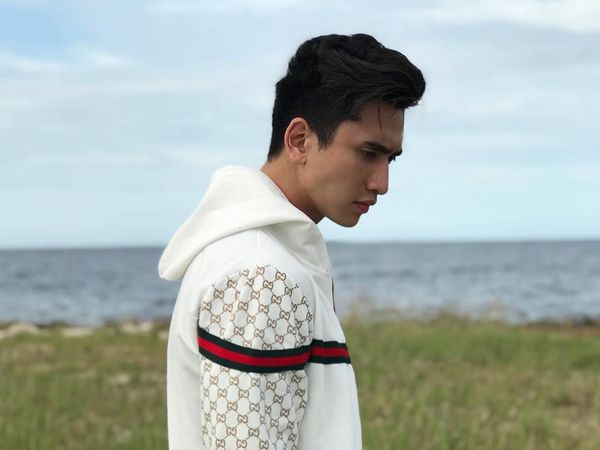 Gaya 12 Artis Pria Pakai Busana Jutaan Rupiah, Verrell Bramasta hingga Raffi