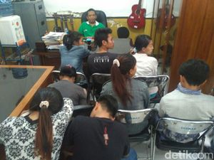 Pasangan di Banyuwangi Ini Siap Dinikahkan Usai Terjaring Razia