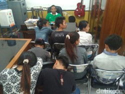 Pasangan di Banyuwangi Ini Siap Dinikahkan Usai Terjaring Razia