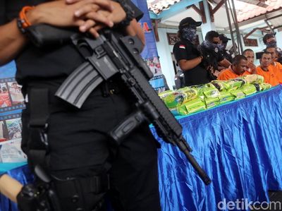 40,1 Kg Sabu Dimusnahkan di Halaman Parkir BNN