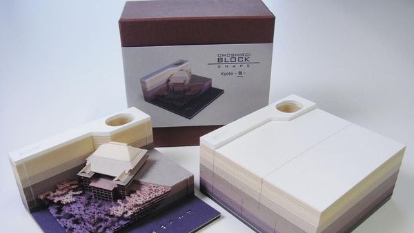Berbentuk Kuil Hingga Kereta, Post-It Unik Ini Selalu Sold Out di Jepang