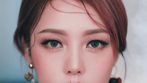 Foto: Ini Si Cantik dari Korea yang Bisa Beli Lamborghini karena Jago Makeup