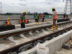 Moratorium Proyek Konstruksi Layang, Anies: LRT Tak Ada Pengaruhnya