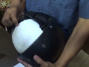 Sembunyikan Sabu di Helm, Pengedar di Makassar Ditangkap Polisi