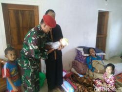 Lahir Dibantu Kopassus, Bayi Ini Diberi Nama Gempa Satria Komando