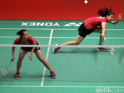 Della/Rizki Tumbang di Tangan Misaki/Ayaka