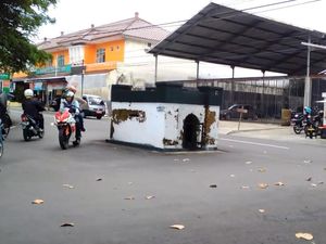 Makam di Tengah Jalan Purwokerto Sempat Akan Dipindah tapi Gagal Makam di Tengah Jalan Purwokerto Sempat Akan Dipindah tapi Gagal