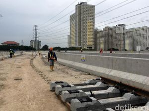 Kurangi Kecepatan, Ada Proyek LRT di Tol Cawang-Cikampek