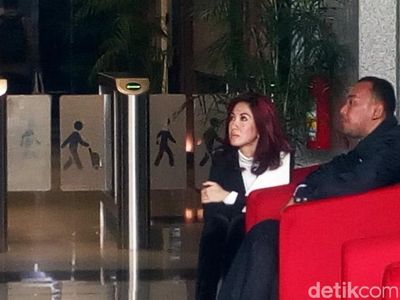 Foto: dr Sonia Wibisono Penuhi Panggilan KPK Terkait Bupati Rita