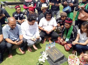 Bentuk Setuju Keluarga Karakter Benyamin Sueb Dihidupkan Reza Rahadian