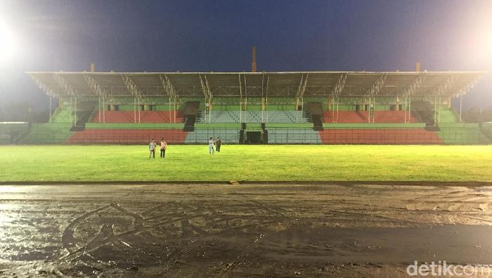 PT Liga Indonesia Baru bisa jadi takkan mengoperasikan Liga 1 2019 (Jefris Santama/detikSport) PT Liga Indonesia Baru bisa jadi takkan mengoperasikan Liga 1 2019 (Jefris Santama/detikSport)