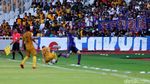 Foto: Bhayangkara Dipecundangi FC Tokyo di GBK