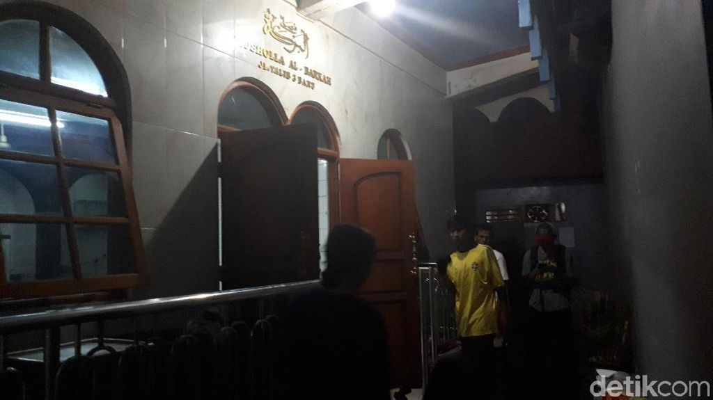 Potret Musala yang Disebut Anies Tak Ikut Terbakar di Tamansari Potret Musala yang Disebut Anies Tak Ikut Terbakar di Tamansari