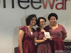 Album Perkenalan dari Trio Nonaria