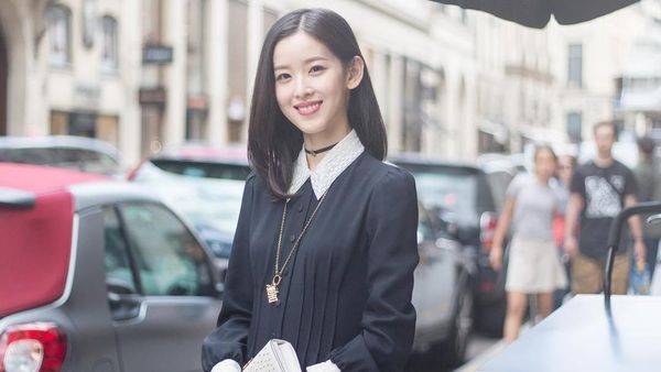 Foto: Liburannya Miliuner Cantik dan Termuda China