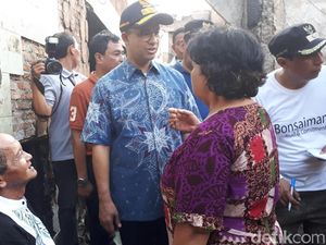 Anies Minta Dukcapil Urus Surat Warga Korban Kebakaran Tamansari