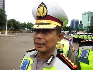 Polisi akan Tilang Ferrari B 1 RED Jika Ketahuan Mengaspal Polisi akan Tilang Ferrari B 1 RED Jika Ketahuan Mengaspal