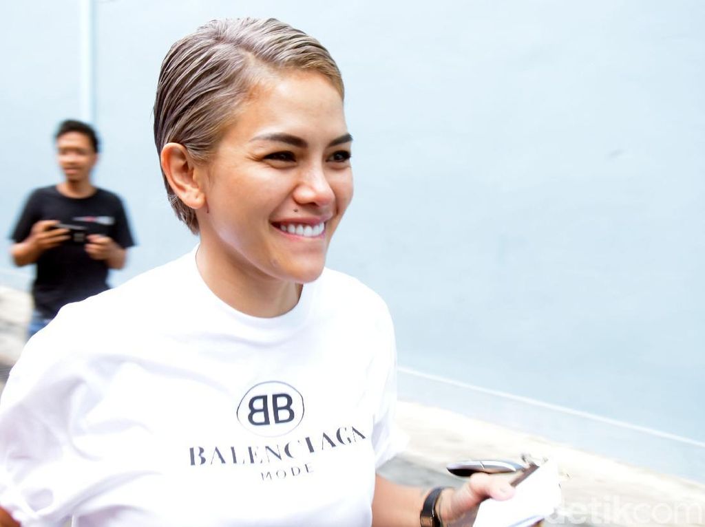 Demi Pacar, Nikita Mirzani Tolak Kontrak Majalah Playboy Filipina? Demi Pacar, Nikita Mirzani Tolak Kontrak Majalah Playboy Filipina?