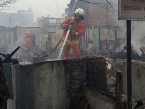 Video: Sisa-sisa Kebakaran Dahsyat di Tamansari